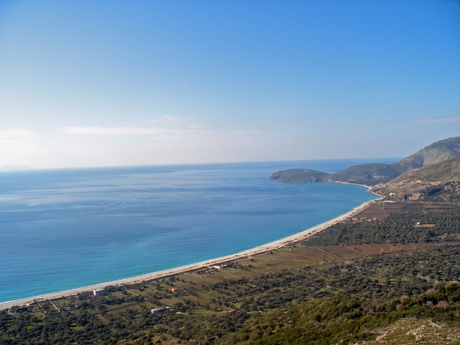 Ultimate Europe budget route 2026 with affordable coastal scenery and smart planning