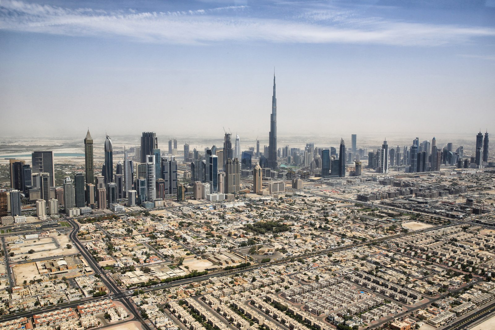 Dubai on a budget 2026 with skyline and smart affordable travel planning